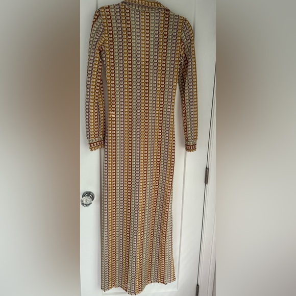 Sunfere Dawn V-Neck Crochet Cover Up - Picture 9 of 10